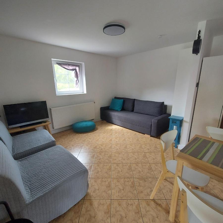Siedlisko Tafle Сasa de vacaciones Chorazowka