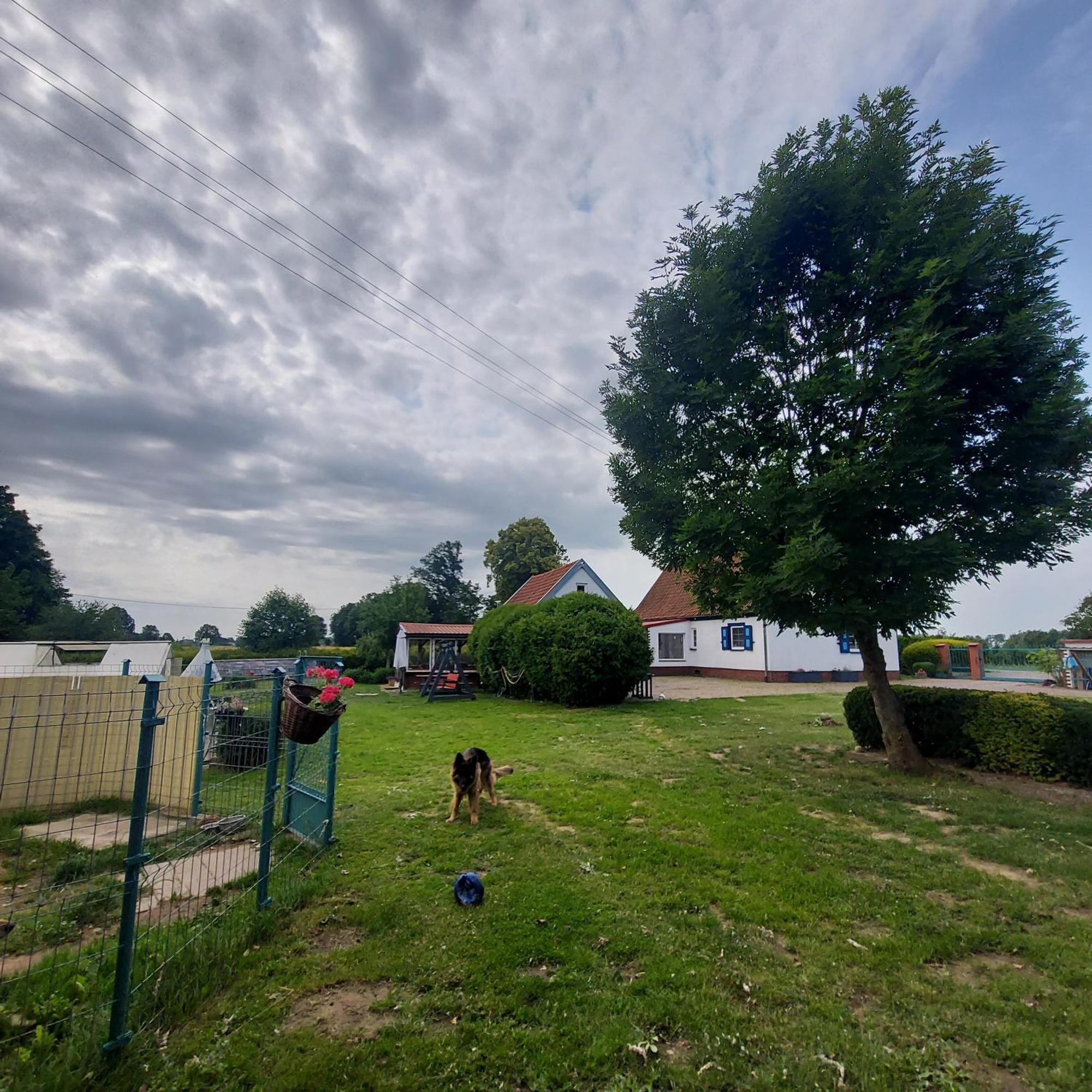Siedlisko Tafle Holiday home Chorazowka